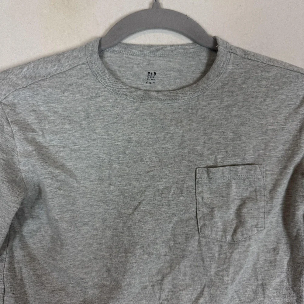 Gap Shirt Kids S 6-7 Gray Pocket Long Sleeve Tagless Jersey Tee Top Basic
